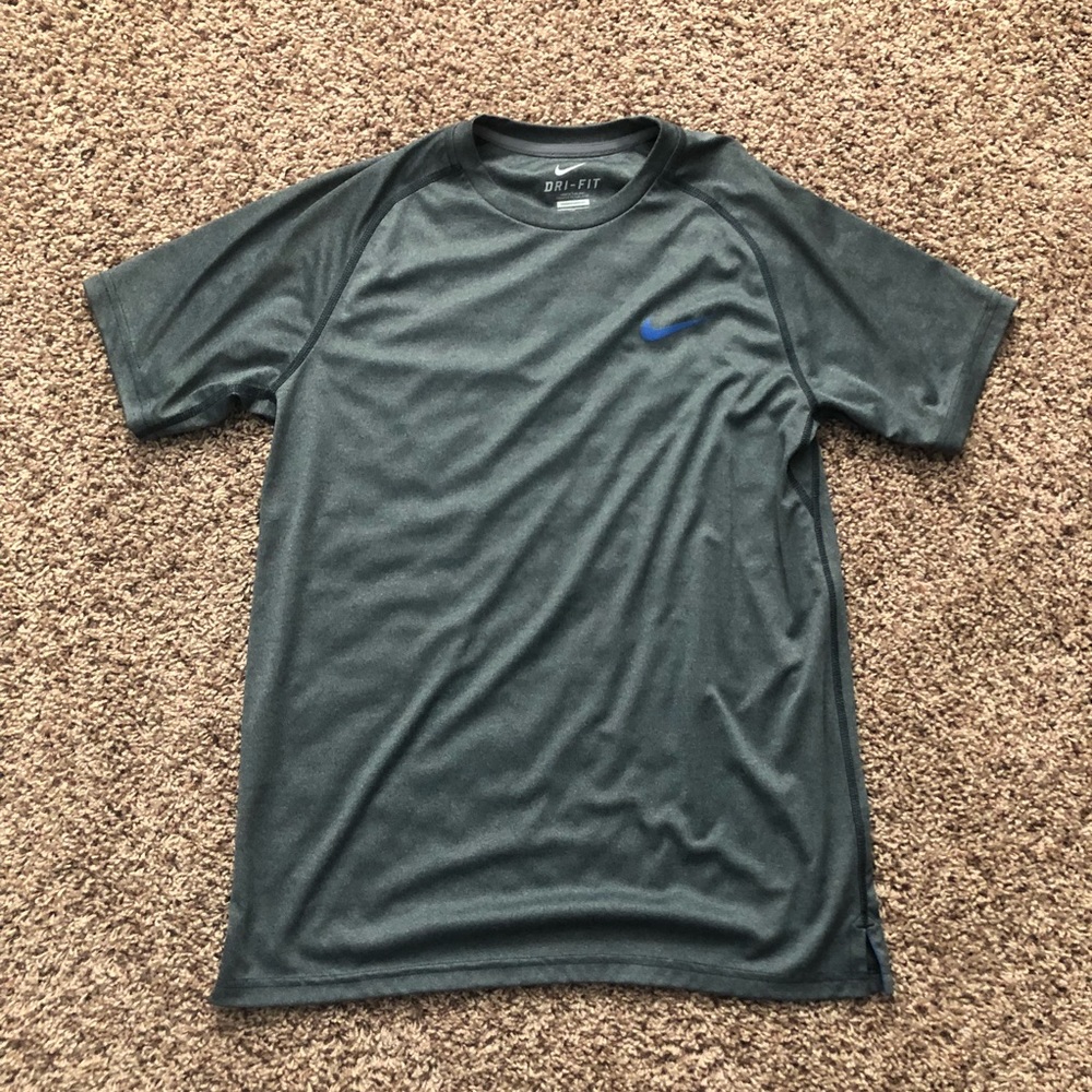 Nike Dri-Fit workout running top